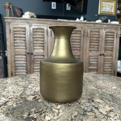 Place & Time Modern Metal Vase Vintage Gold Color 