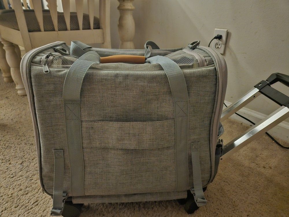Pet Carrier - LIKE NEW