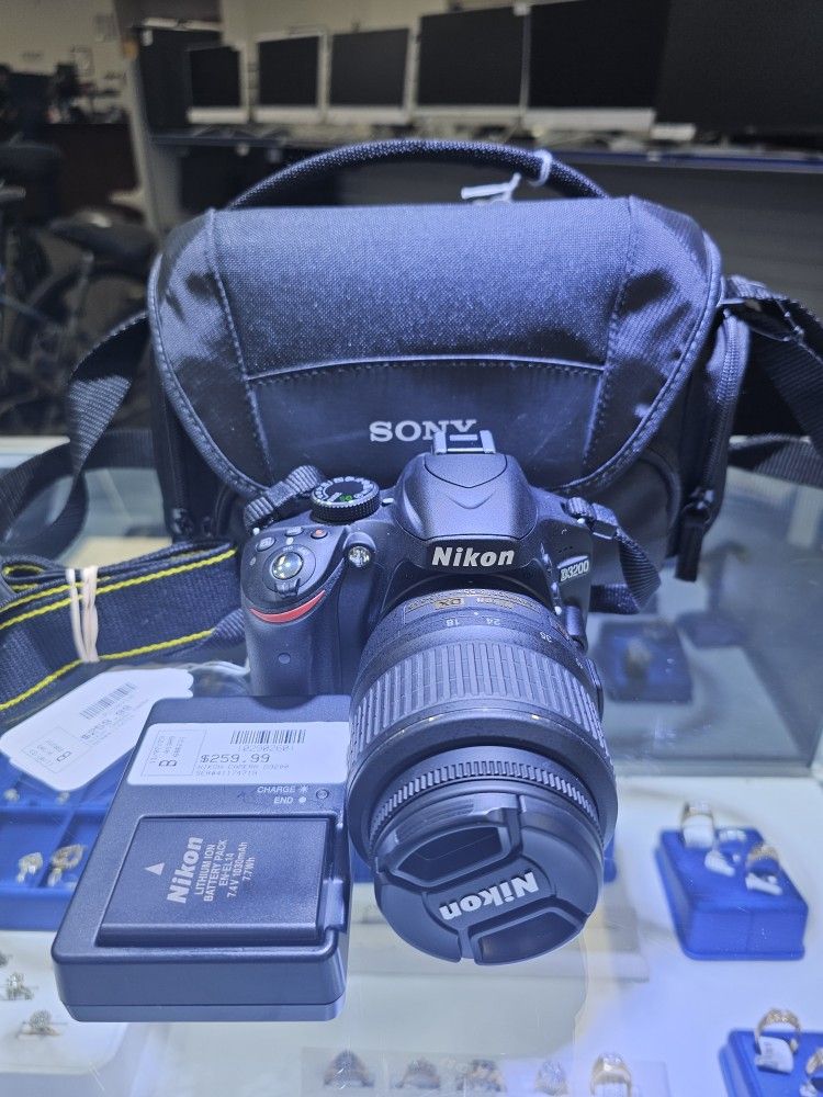 Nikon Camera D3200 With Case, Battery And Charger. ASK FOR RYAN. #10(contact info removed)