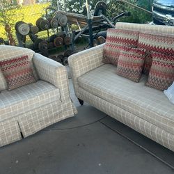 Venta de camas y colchón nuevo y sala