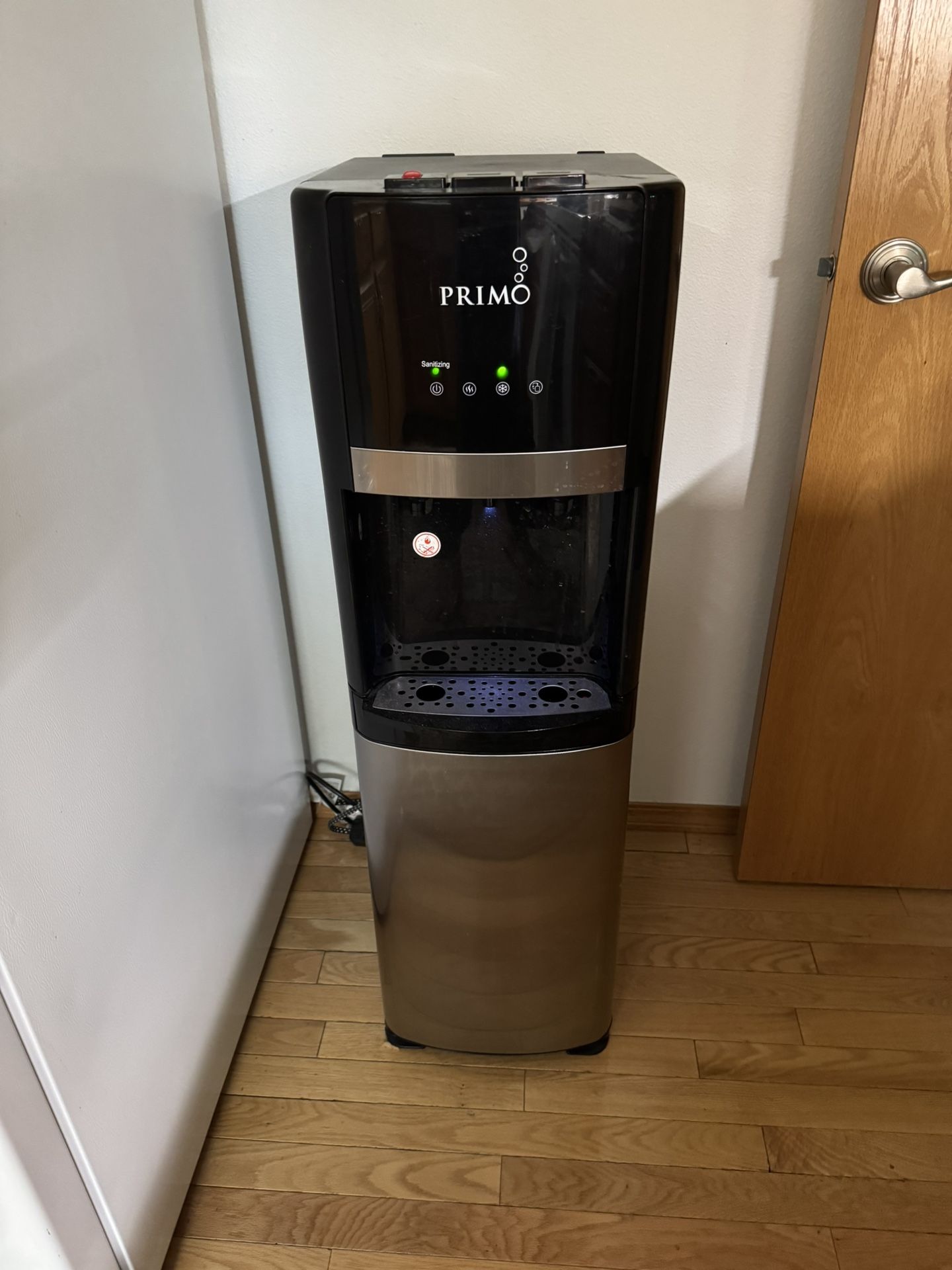 PRIMO Deluxe Bottom-Loading Water Dispenser with Self-Sanitizatio