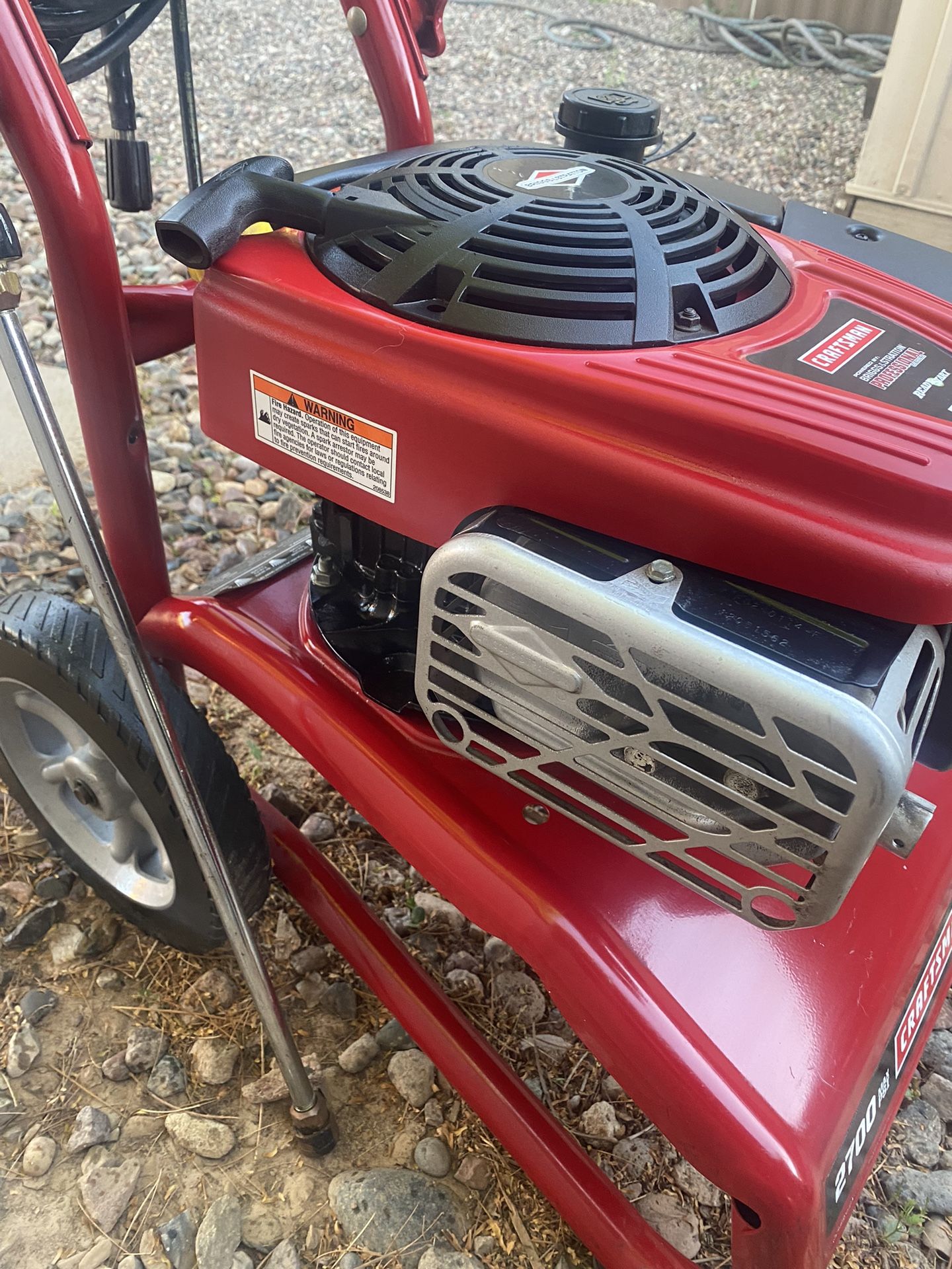Craftsman petrol machine with a new extra hose, used for washing floors or cars, or for whatever you need. I'm asking for $350, firm price.