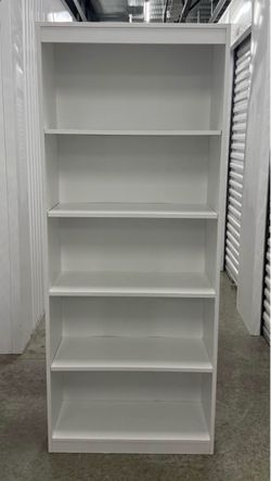 WHITE FINISH WOOD 5-SHELVES ADJUSTABLE BOOKCASE IN NEW CONDITION - DELIVERY AVAILABLE