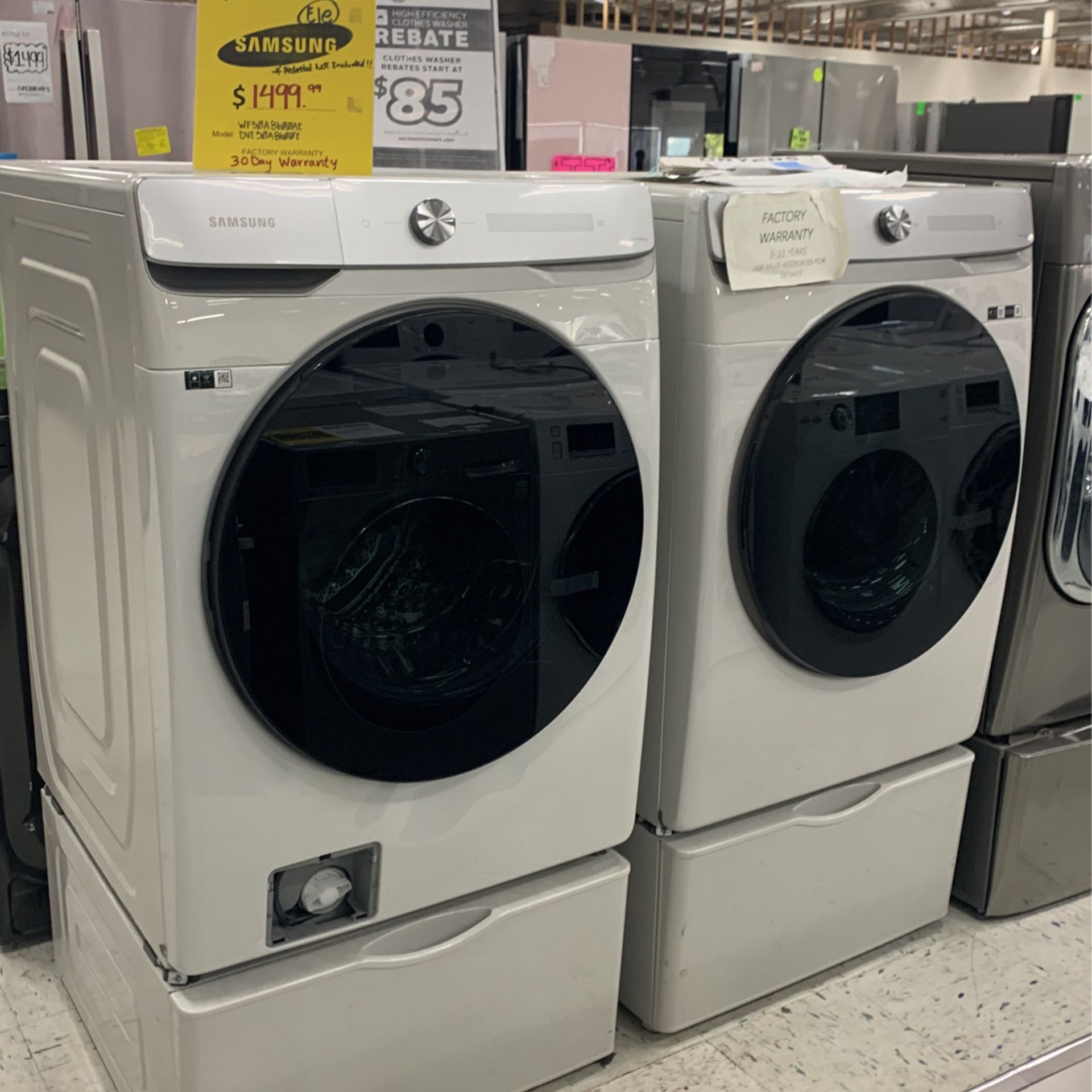 Electric Samsung Washer And Dryer Set 