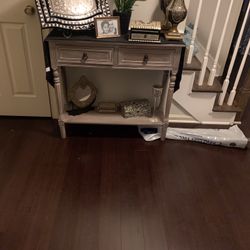 Accent Table
