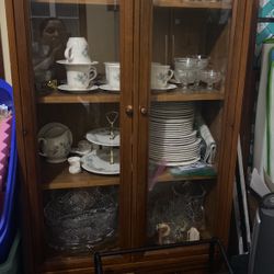 China cabinet 