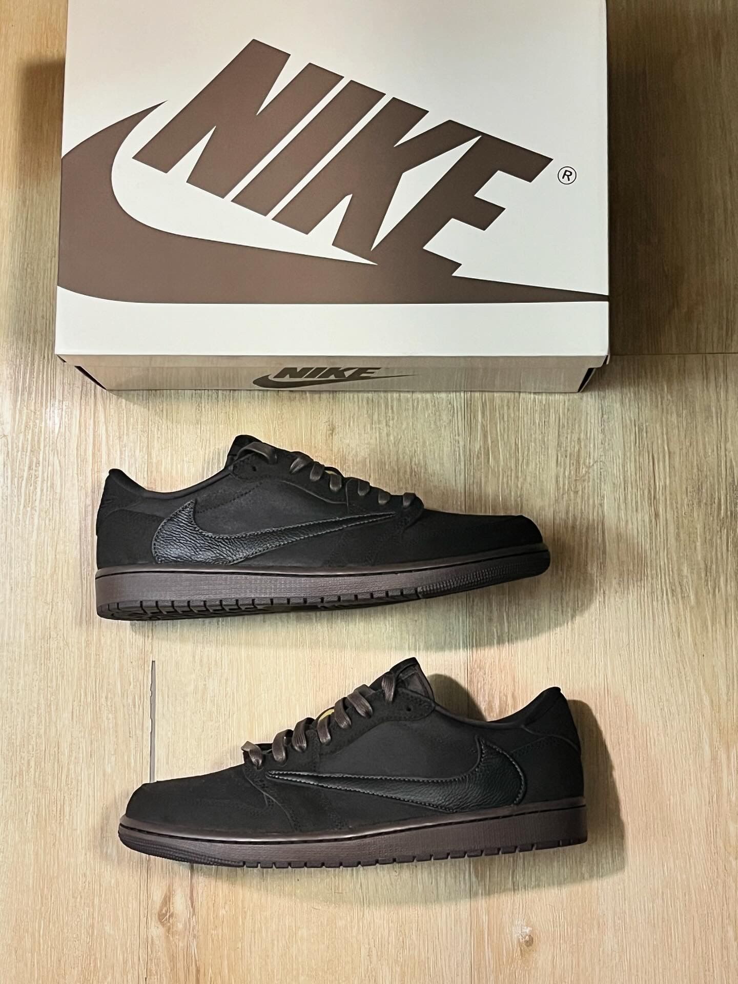 (2024) Travis x Jordan 1 Low Velvet Brown Size 11