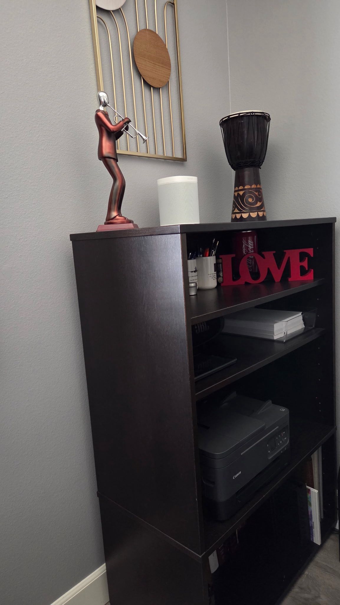 2 bookshelves 4 levels