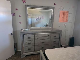 King size master bedroom set