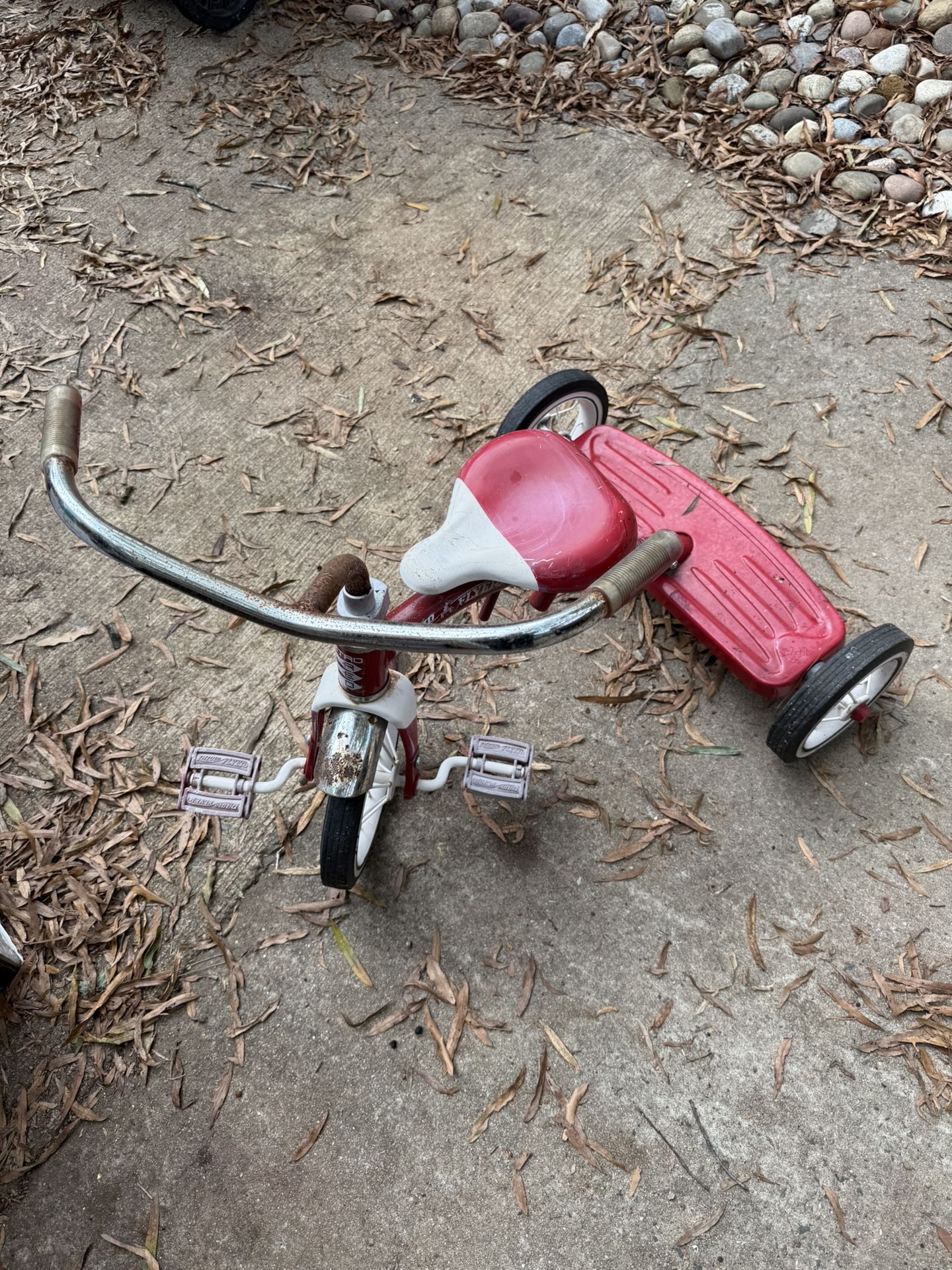 RADIO FLYER TRICYCLE