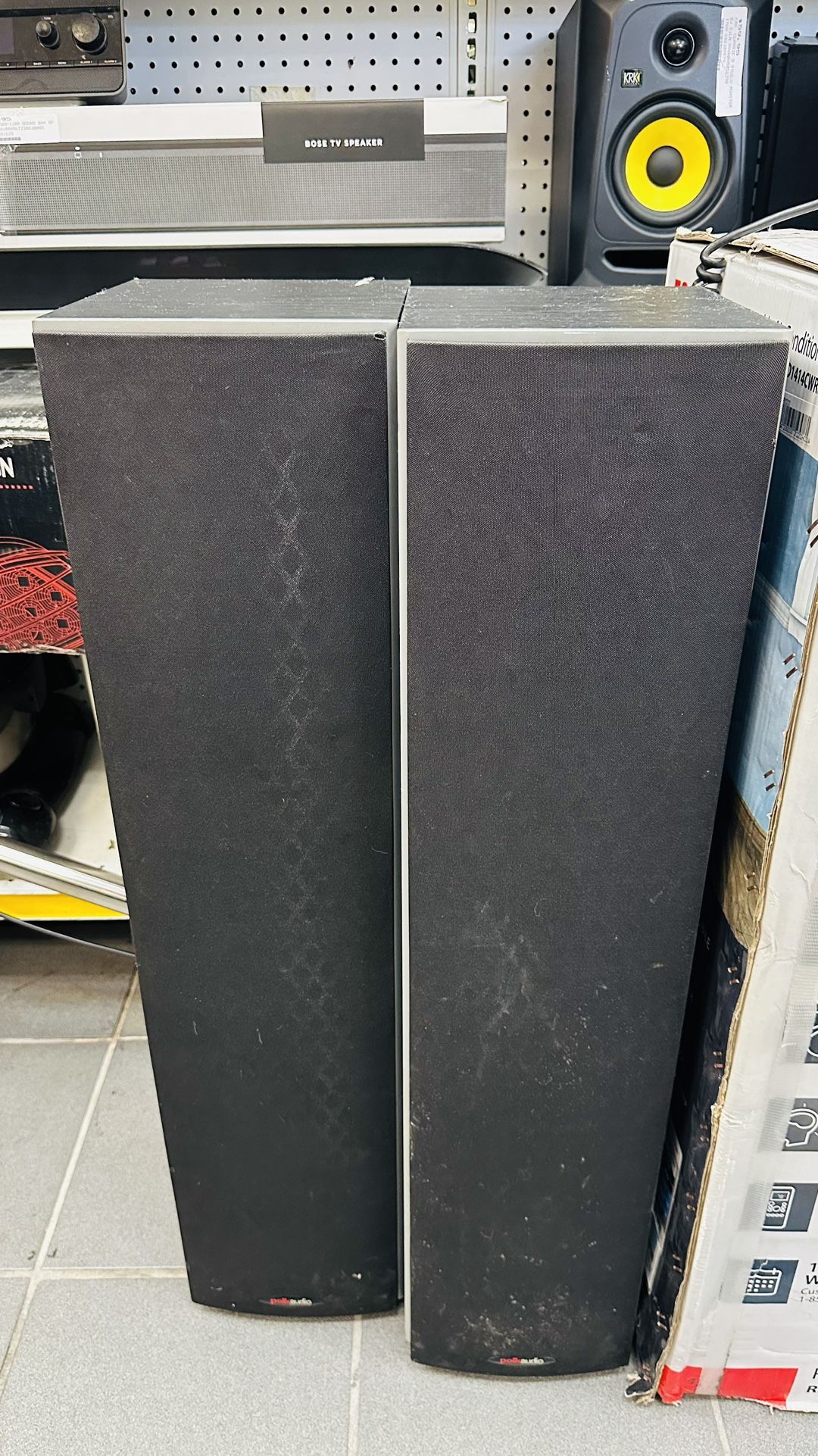 Pair of Polk Audio M20 Floor-Standing Speakers 