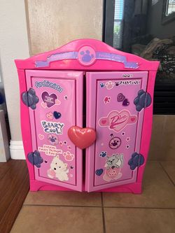 Build a Bear Closet and clothes