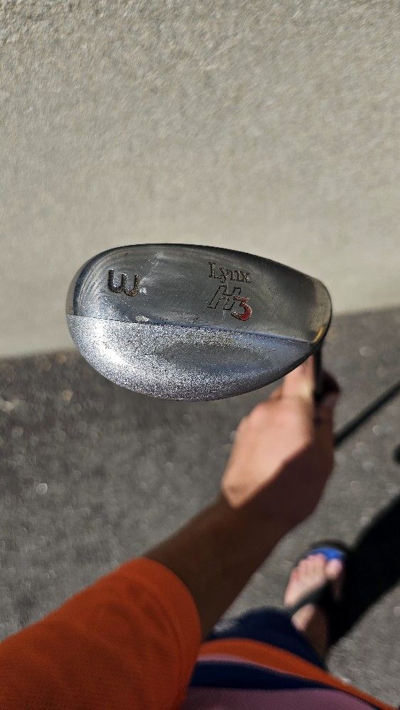 Lynx H3 Golf Club