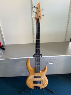 Carvin XB75 5-String Electric Bass Guitar