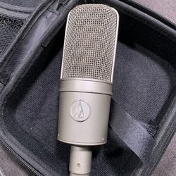 Audio-Technica AT4047 SV Condenser Microphone