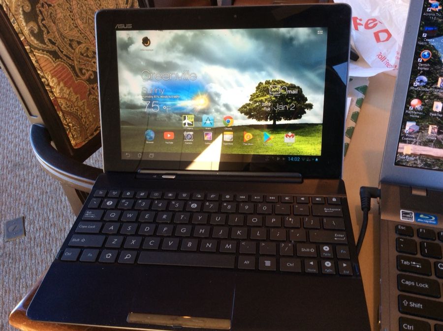 Asus tablet with keyboard dock. TF700T for Sale in Brevard, NC OfferUp