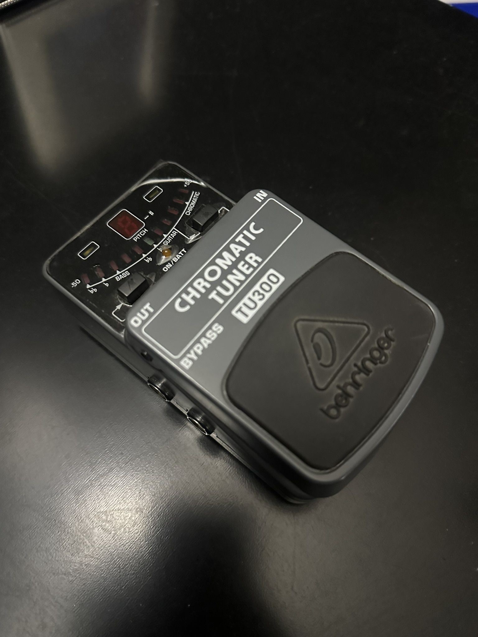 Chromatic Tuner Tu300