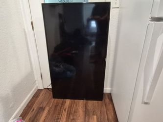 55" Samsung T.V.  w/ wall mount