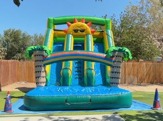 Waterslide jumper Tobogan