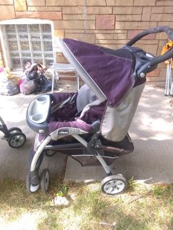 Girl Chico stroller in excellent condition