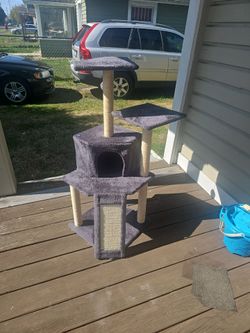 Cat tree