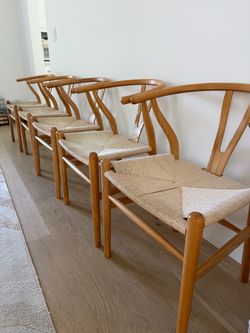 Set of 5 Wood Wishbone-Style Dining Chairs – Woven Seats