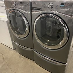 WHIRLPOOL XL WASHER & DRYER SET ELECTRIC FREE PEDESTALS 