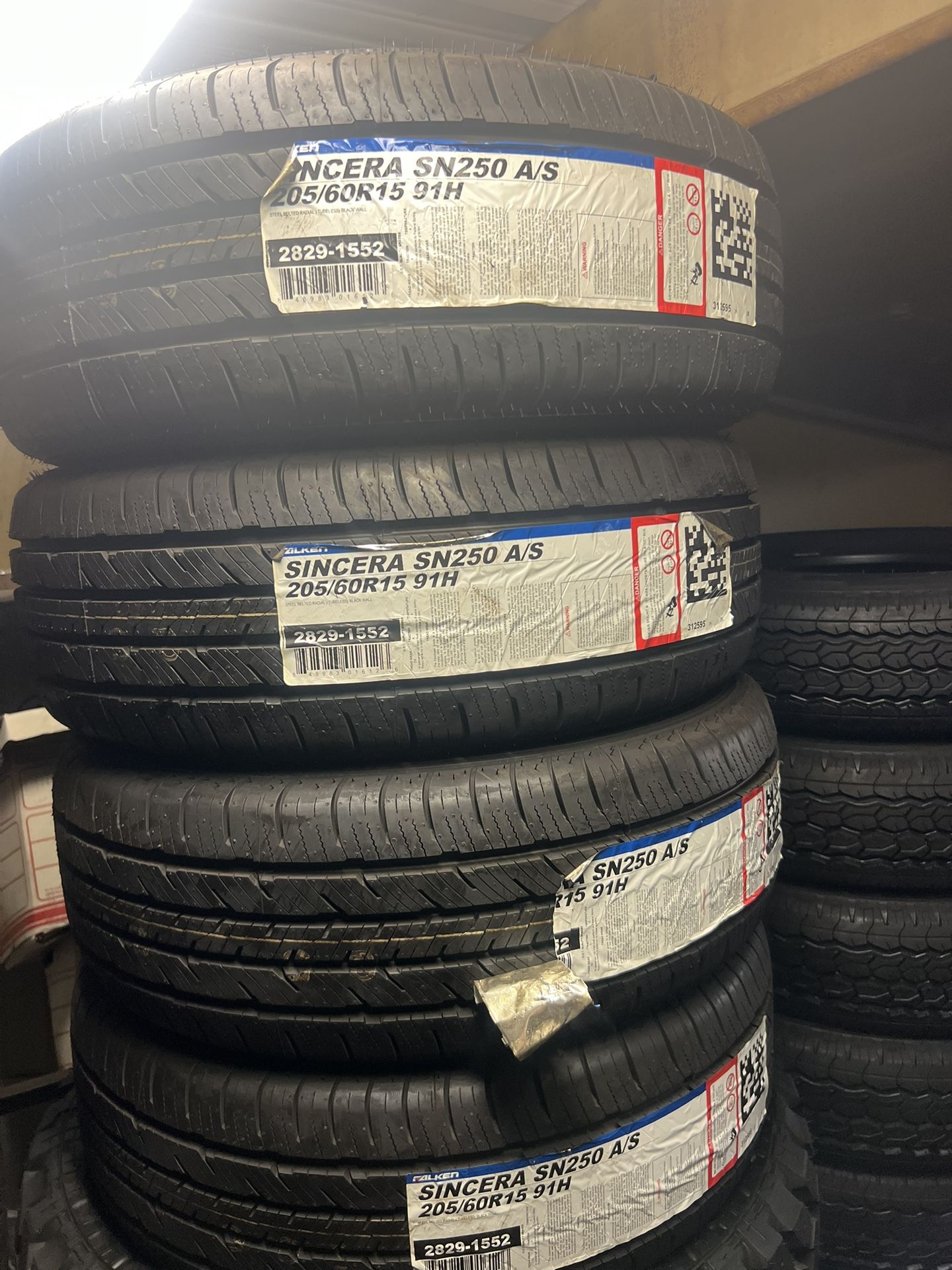 205/60/15 Falken Sincera $ 105 Cada Llanta Instalada Y Balanceada, Tenemos Todas Las Marcas Y Medidas Disponibles 562tires🔥