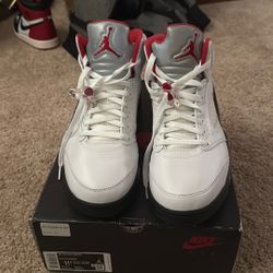 Jordan 5 Fire Red Sz 11.5