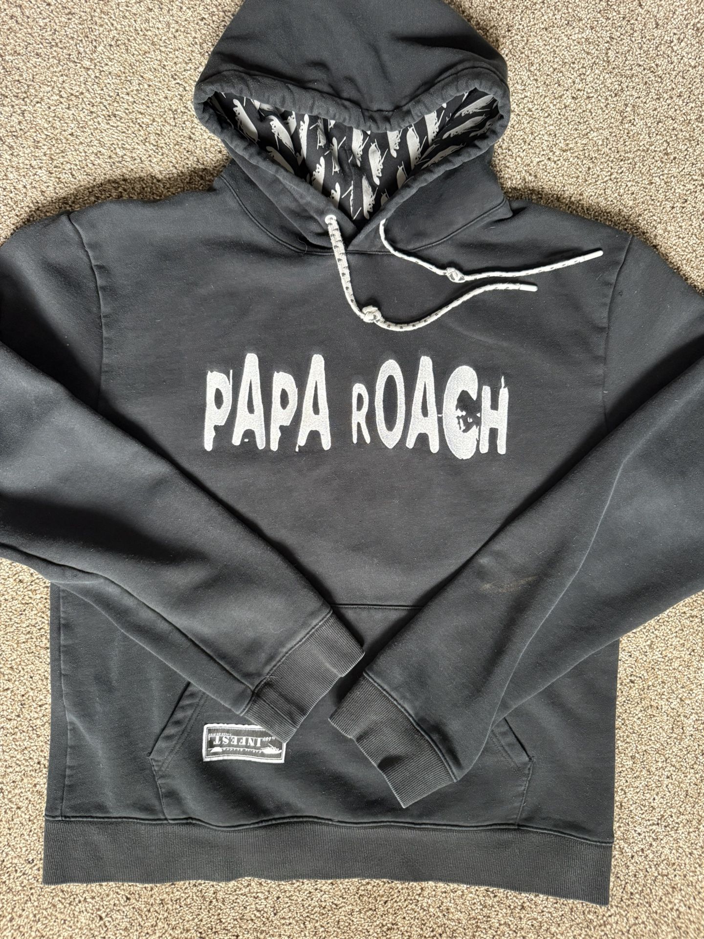Thrasher Men's Black and White Hoodie