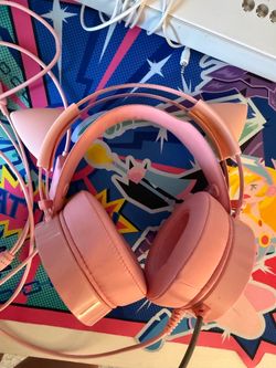 Wired Pink gaming headphones with removable cat ears