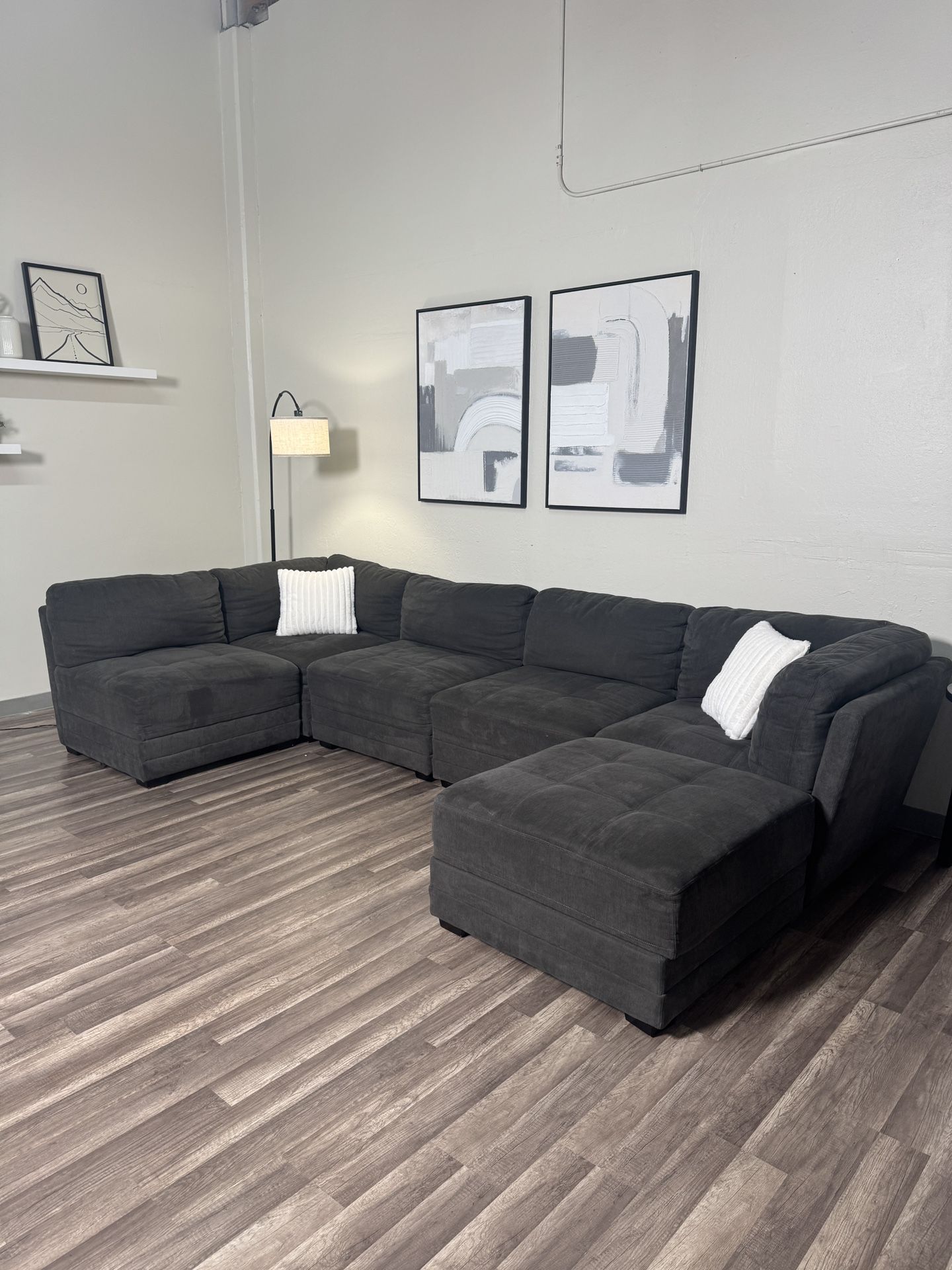 FREE DELIVERY Dark Gray Thomasville Modular Sectional Couch Sofa With Ottoman Storage