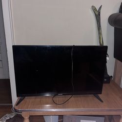 Sharp LC-32Q3170U 32” TV | Used, Great Condition