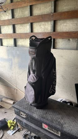 Golf club bag