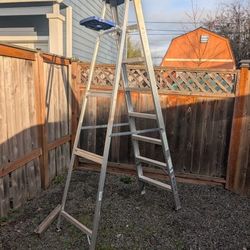 Louisville 8-ft Aluminum Ladder