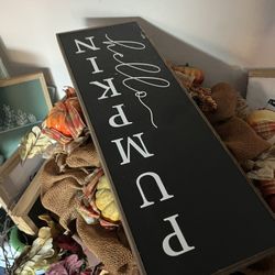 Assorted Fall decor