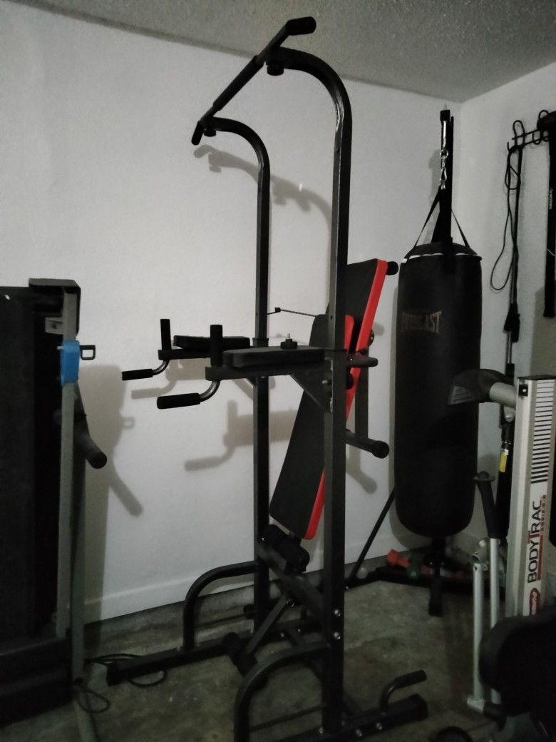 Multifuncional Power Tower