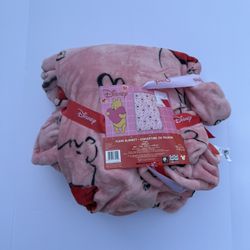 Winnie the Pooh Valentines Day Folded Blanket