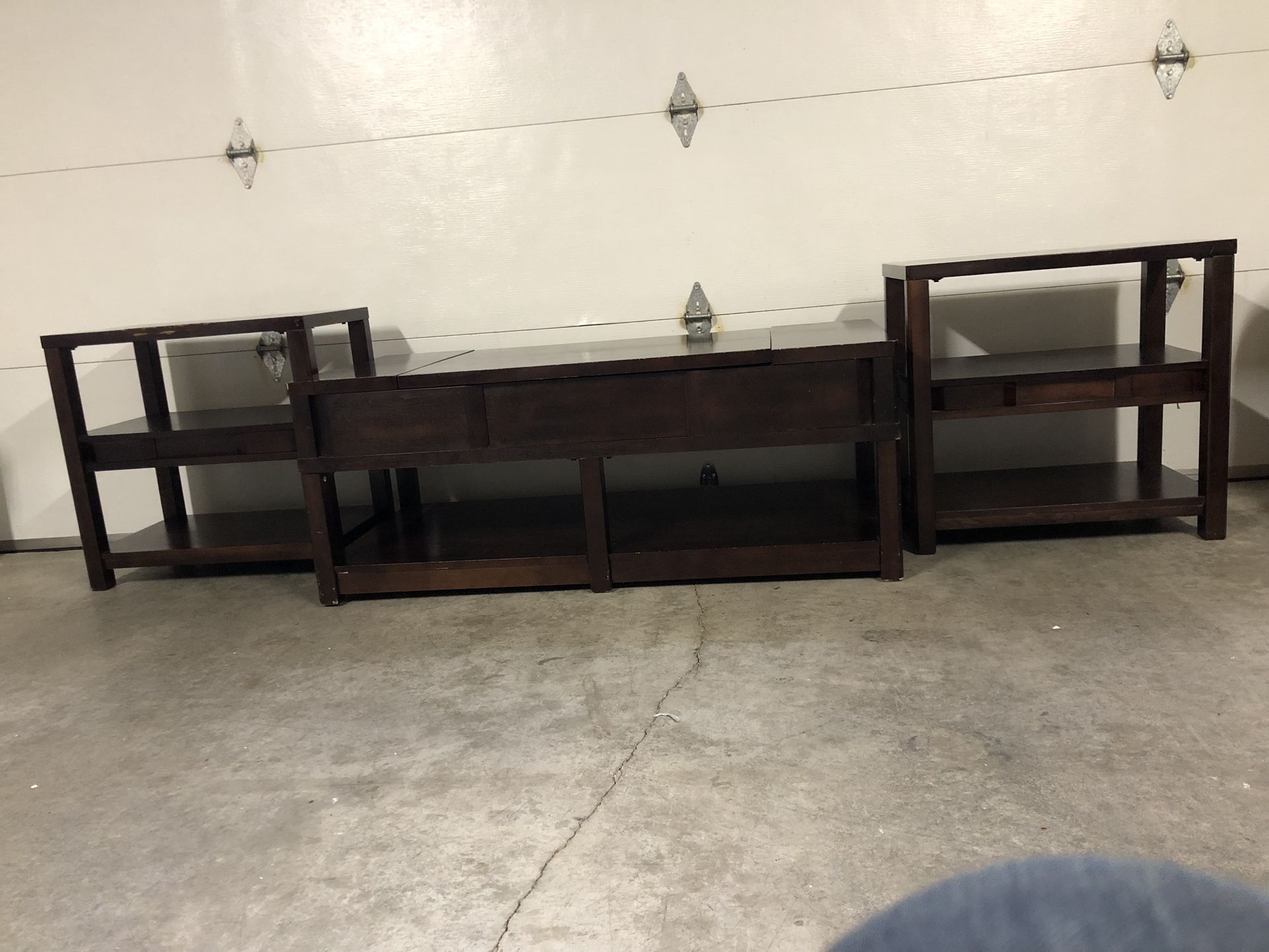 Coffee/End Table Set