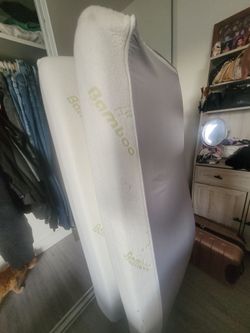 Trifold queen mattress