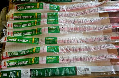 7x Door Sweeps