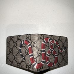 Gucci Kingsnake print GG Supreme wallet