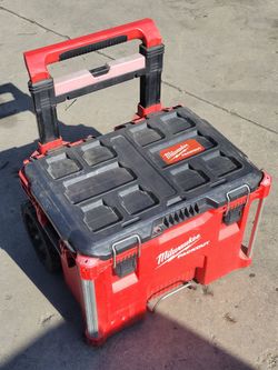 Milwaukee Packout Rolling Toolbox