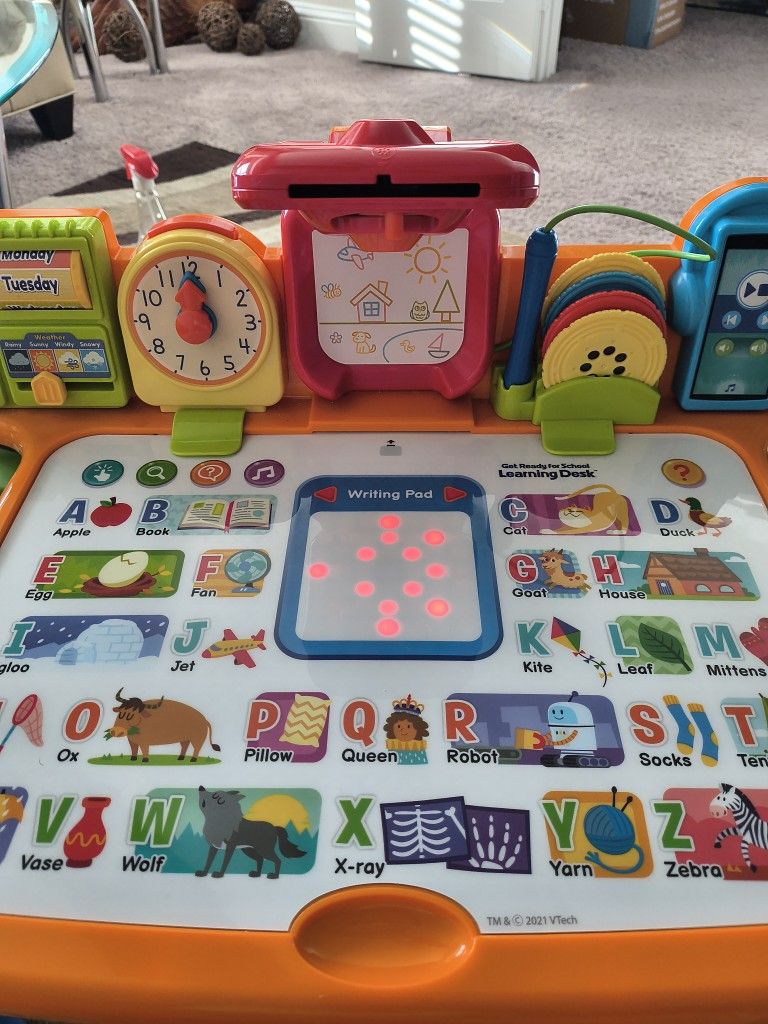 VTECH Learning Desk