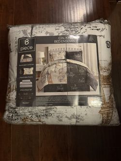 Cal King 8Piece Comforter (Reversible)