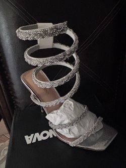Brand new women heels