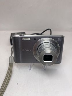 Sony Cyber-shot DSC-W810 20.1MP Silver Compact Camera – Battery & USB Cab