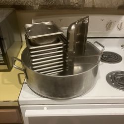 25 qt brazing Pan + 18 buffet server bins