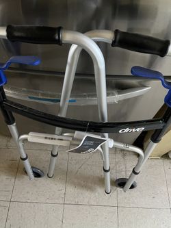 Drive deluxe Trigger Release Folding Walker BRAND NEW
