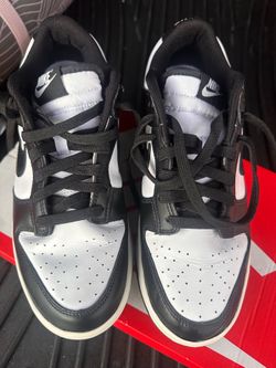 Nike low panda dunks